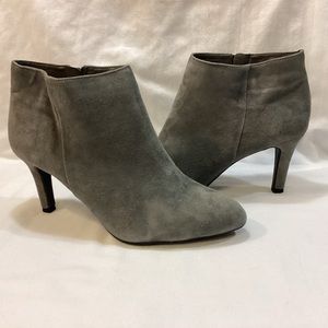 ALEX MARIE GRAY LEATHER SUEDE BOOTIES SZ 8M